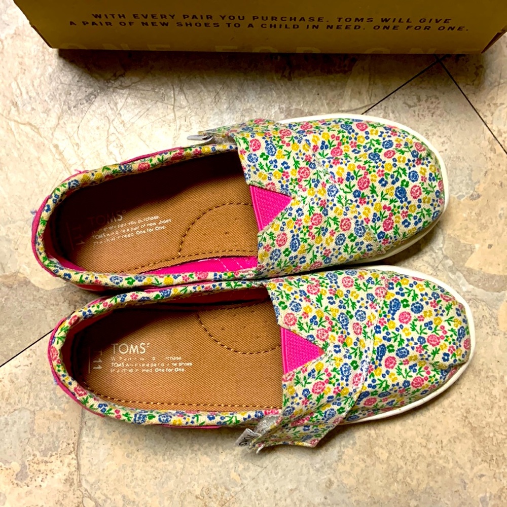 Toms toddler shoes